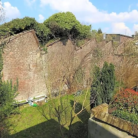 Le Fourchu Fosse Bed & Breakfast Liège